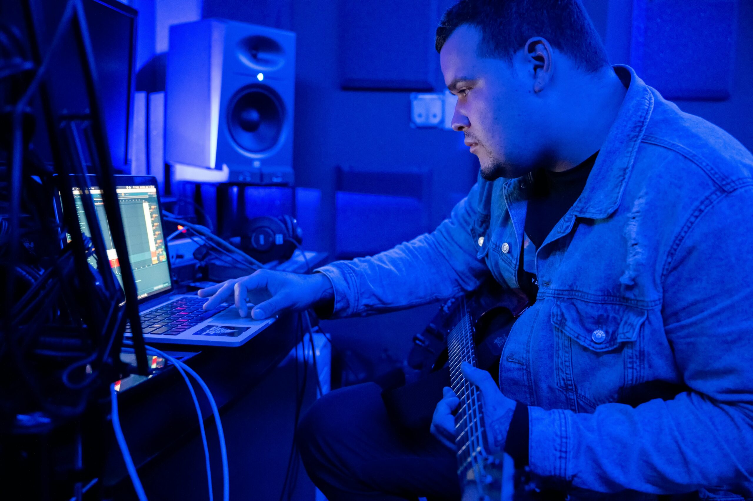 AI music creation uses algorithms and machine learning to compose music, generate lyrics, and even produce audio tracks. This technology opens up new avenues for musicians, producers, and enthusiasts to experiment and innovate in music production.